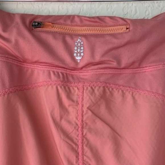 Free People Movement Color Me Happy Solid Joggers In Rose Size Medium - Picture 6 of 6